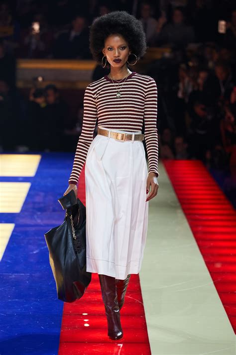 celebrity ades en tommy hilfiger fashion wrek paris